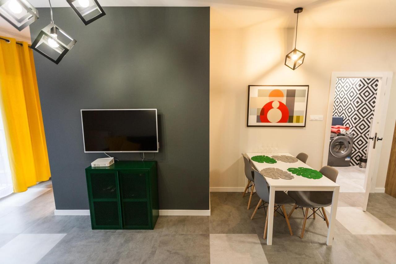 Vintage Rakowicka Apartment クラクフ エクステリア 写真